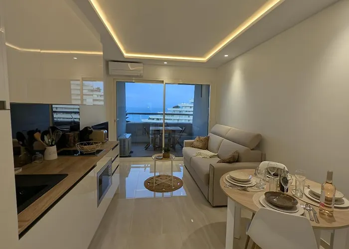 Appartamento Marina Baie Des Anges, Sublime Rénové *