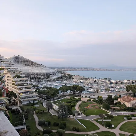 Marina Baie Des Anges, Sublime Renove Appartamento