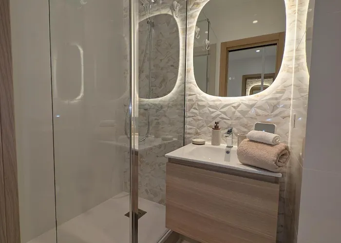 Appartement Marina Baie Des Anges, Sublime Rénové